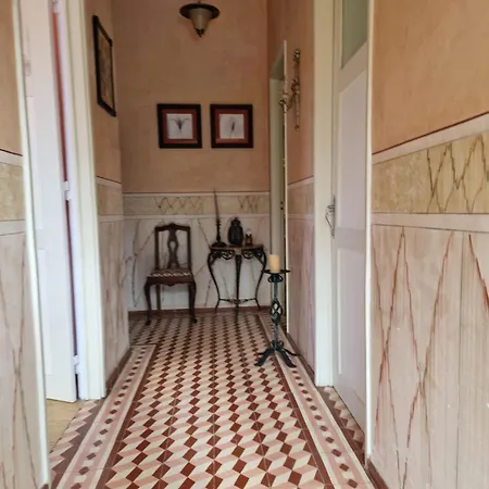 Villa Rosa Boutique *